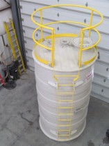 OSHA Compliant Carbon Steel Ladder and Top Handrail